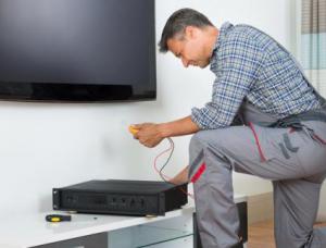 Soluções para esconder e organizar fios