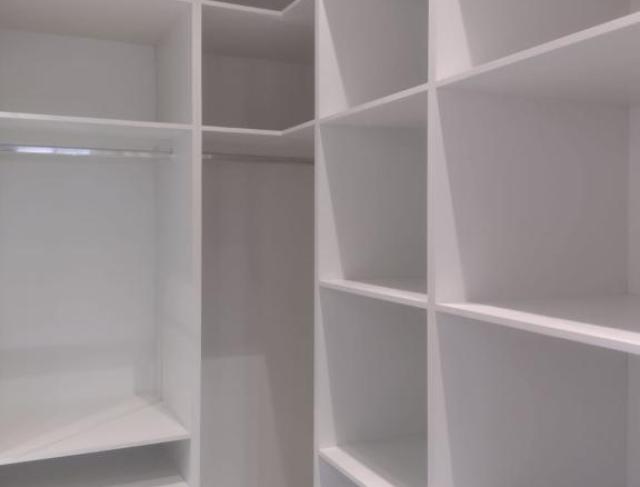 Closet 2