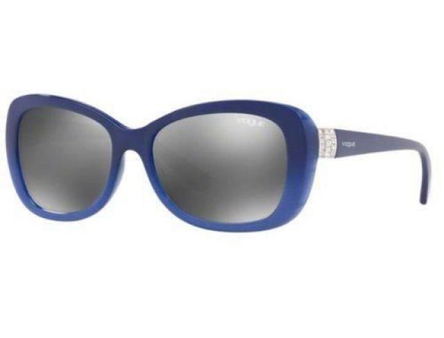 OCULOS SOL VOGUE VO2943SB... em Água Boa, MT