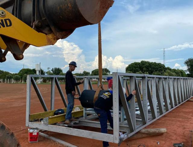 Montagem e manutenção em estruturas metálica